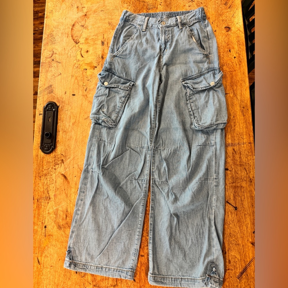 GAP Wide Baggy Mid Rise Denim
